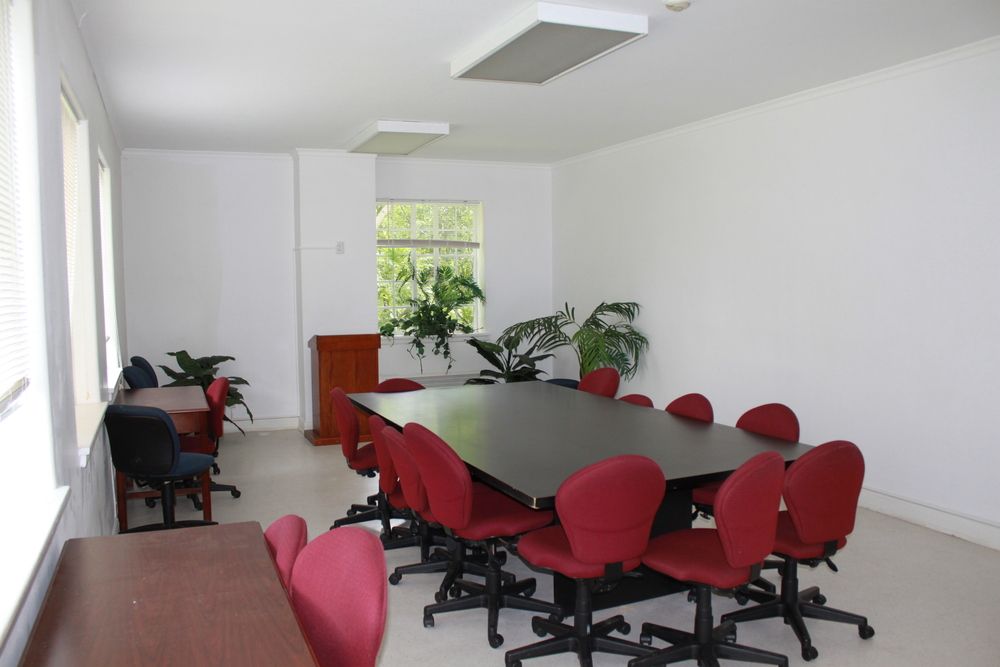 Woodridge Professional Building: 2619 W Heading Ave, West Peoria, IL 61604